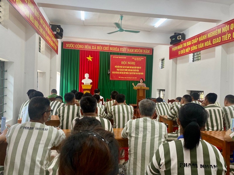 Sở Tư pháp tỉnh Bắc Giang: Tổ chức hội nghị phổ biến pháp luật cho các phạm nhân chuẩn bị mãn hạn...