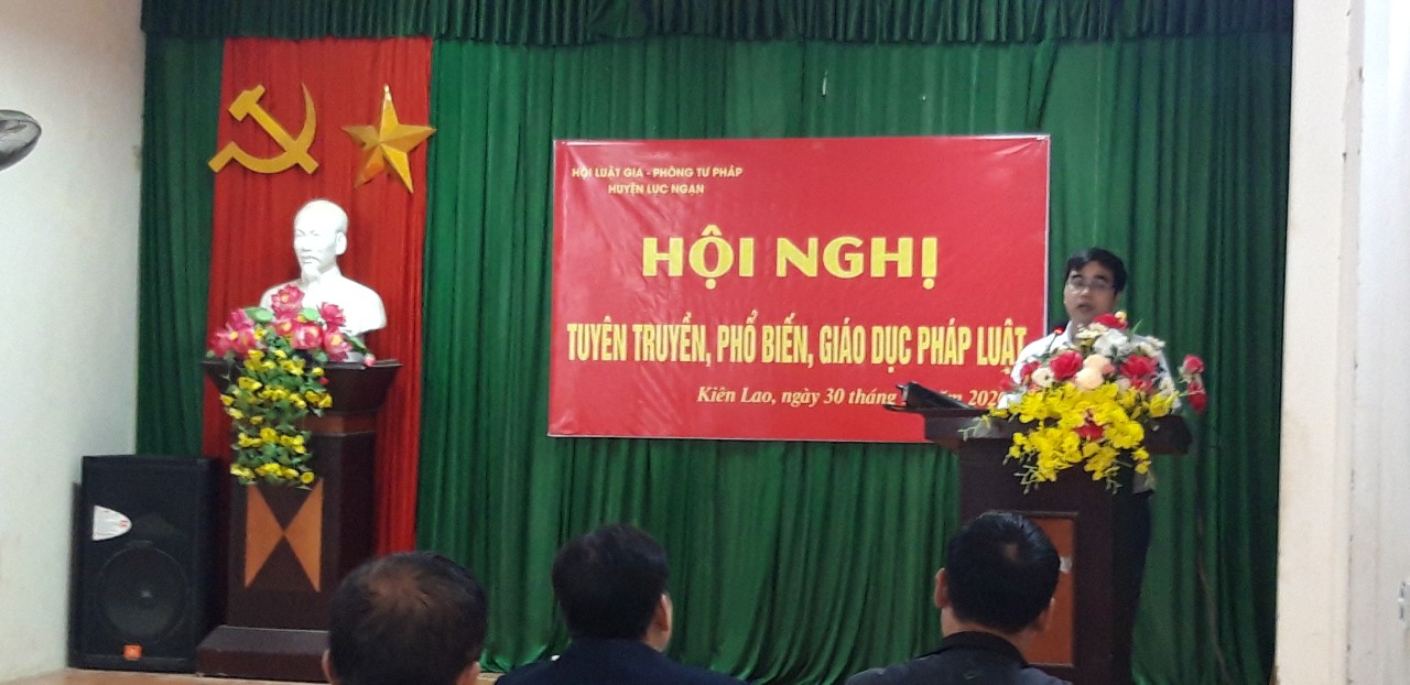 Tuyên truyền pháp luật hưởng ứng  Ngày pháp luật Nước CHXHCN Việt Nam